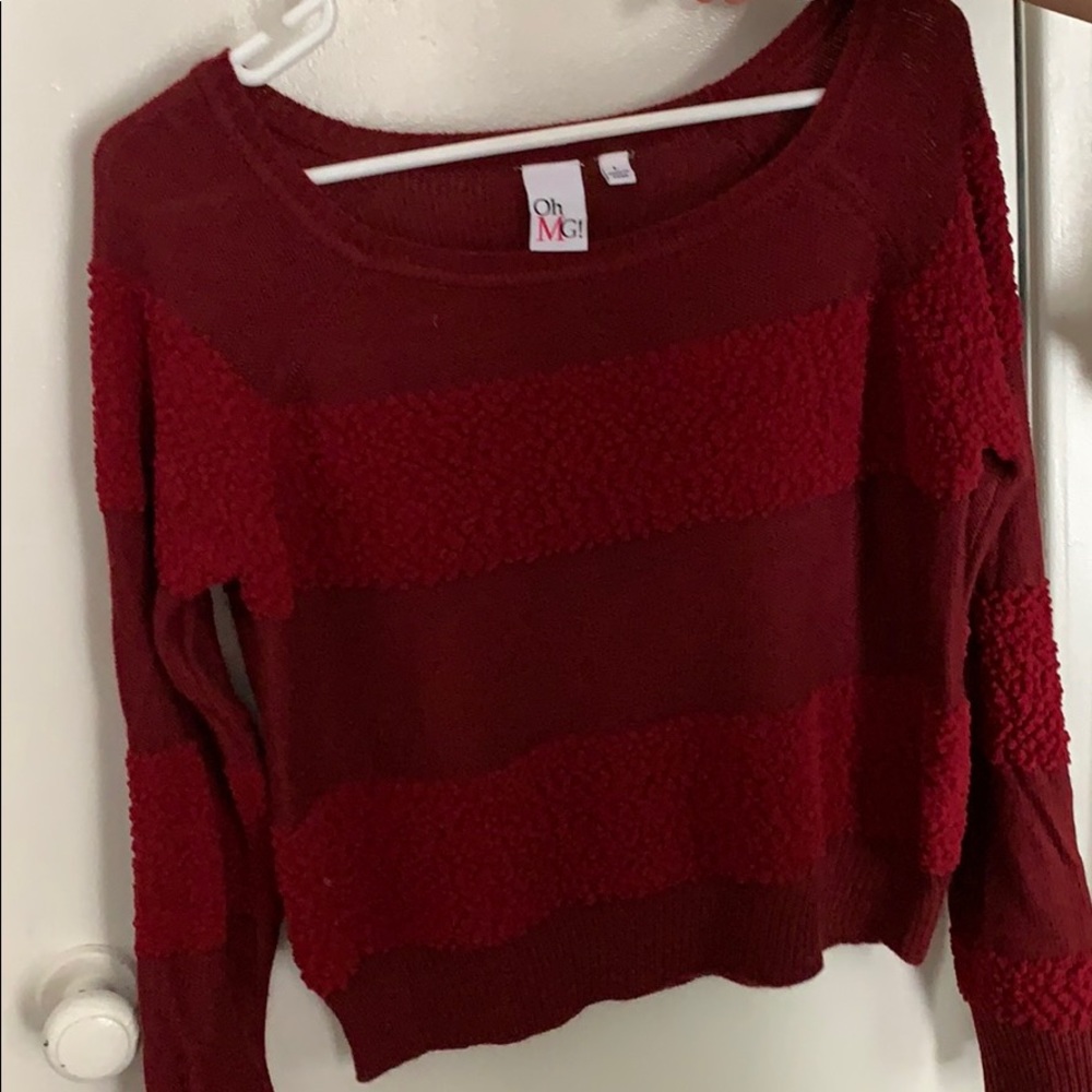 Maroon sweater Size large